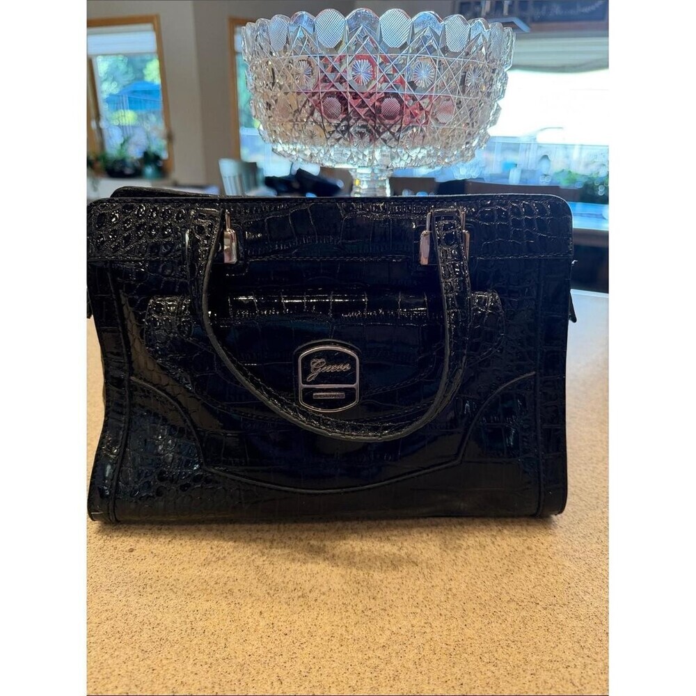 Guess Black Croc Embossed Satchel With C 670